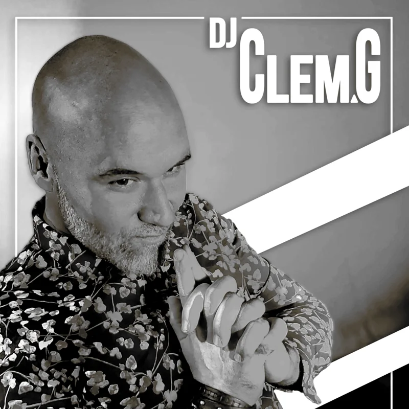 Portrait de DJ Clem G, DJ de mariage en Provence et sur la Côte d'Azur